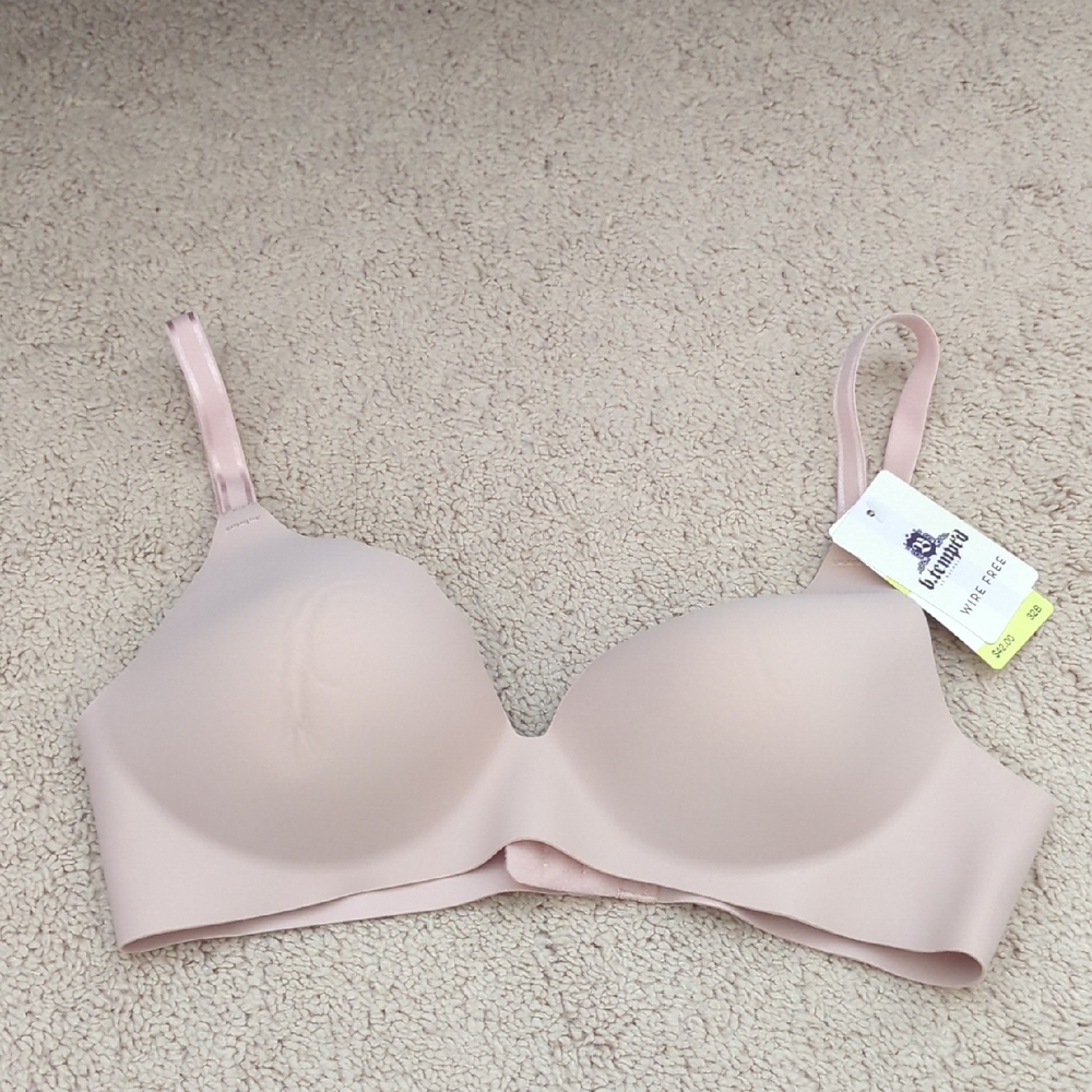 Wacoal Cream Seamless Bra Intimates